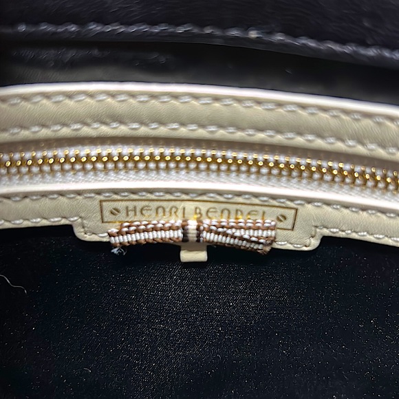 Henri Bendel Beautiful Authentic Beige and Gold Chain Satchel Purse Bag ππ - Picture 7 of 7